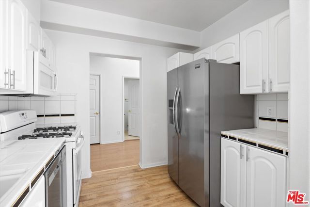 1338 Yale Street D, Santa Monica, CA 90404