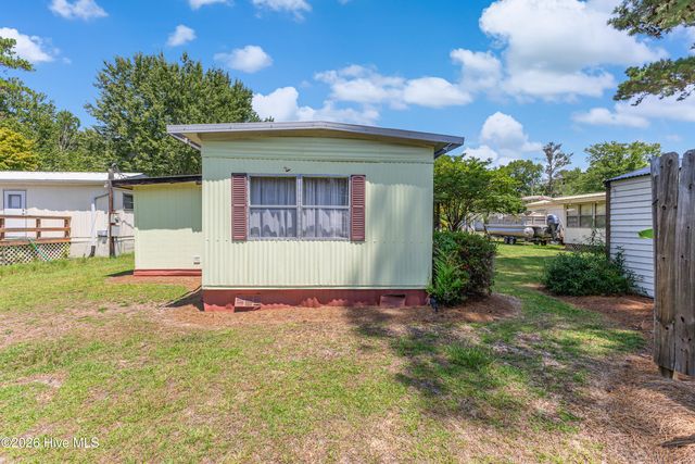 1229 Sea Cove Place SW, Supply, NC 28462