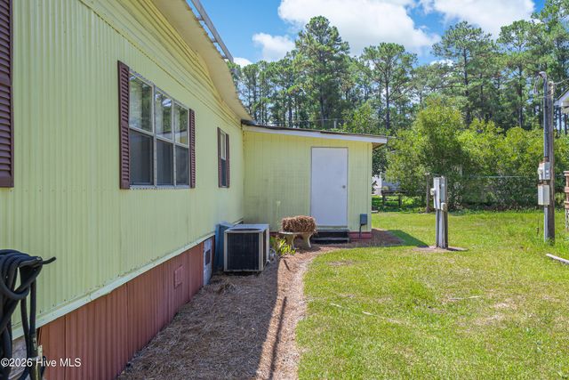 1229 Sea Cove Place SW, Supply, NC 28462