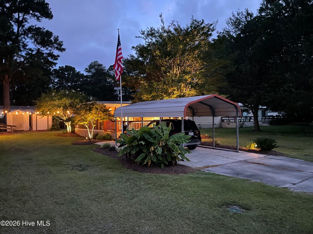 1229 Sea Cove Place SW, Supply, NC 28462