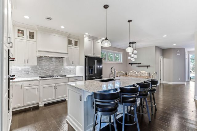 15563 Drake Circle NW, Prior Lake, MN 55372