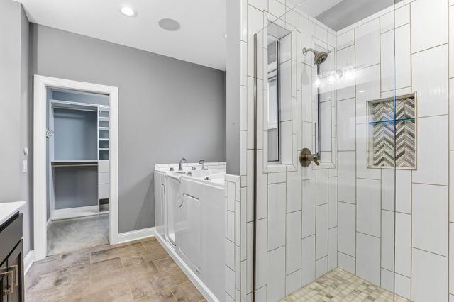 15563 Drake Circle NW, Prior Lake, MN 55372
