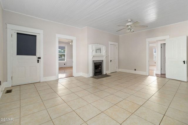 309 Englewood Avenue, Englewood, TN 37329