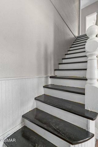 309 Englewood Avenue, Englewood, TN 37329