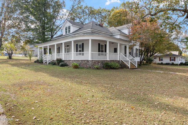 309 Englewood Avenue, Englewood, TN 37329