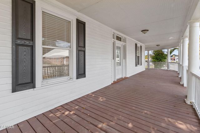 309 Englewood Avenue, Englewood, TN 37329