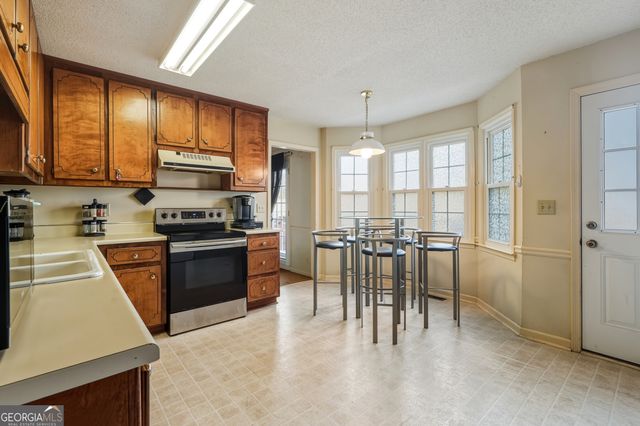 685 Dena Drive, Canton, GA 30114