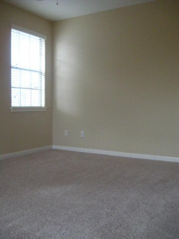 12704 Venice LN, Austin, TX 78750
