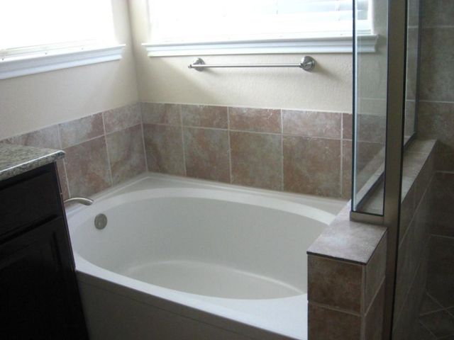 12704 Venice LN, Austin, TX 78750
