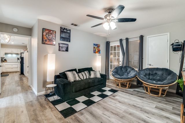 7214 Ridgeview Drive, Rowlett, TX 75089