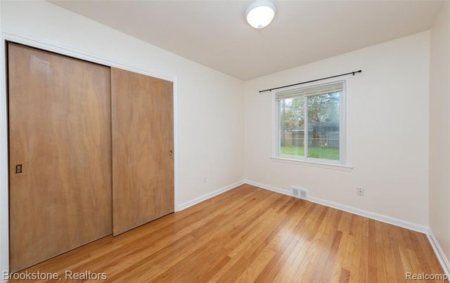 22130 Mauer Street, Saint Clair Shores, MI 48080