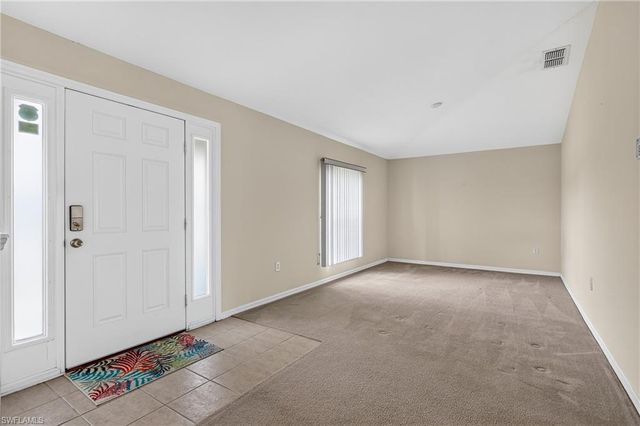 317 NE 9th TER, Cape Coral, FL 33909