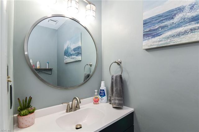 815 Christa CT, Virginia Beach, VA 23462