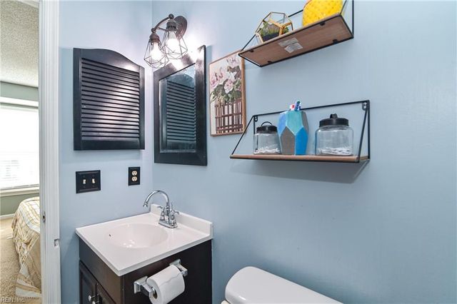 815 Christa CT, Virginia Beach, VA 23462