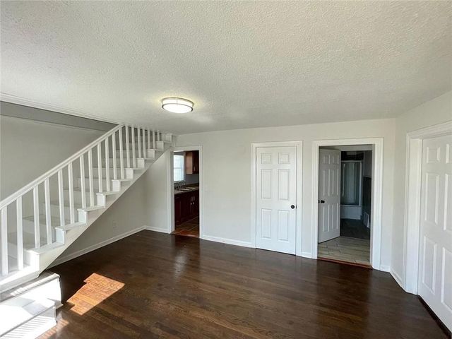 2612 E 75th Street, Kansas City, MO 64132