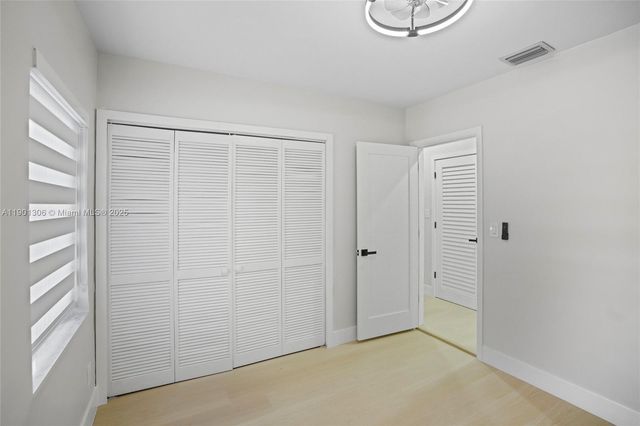 160 E 34th St, Hialeah, FL 33013