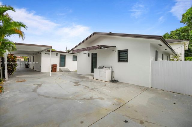 160 E 34th St, Hialeah, FL 33013