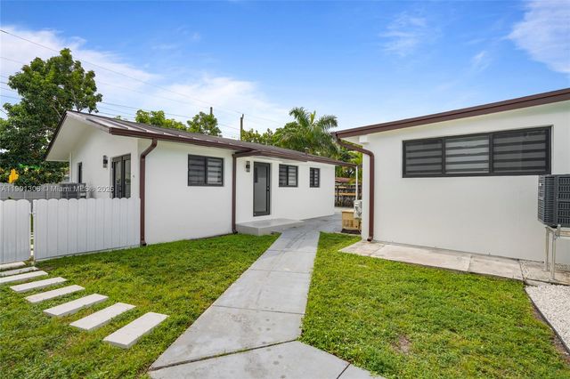 160 E 34th St, Hialeah, FL 33013