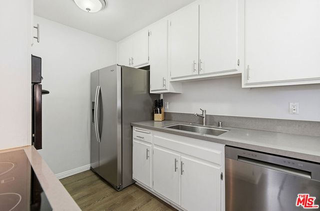 5674 Windsor Way 210, Culver City, CA 90230