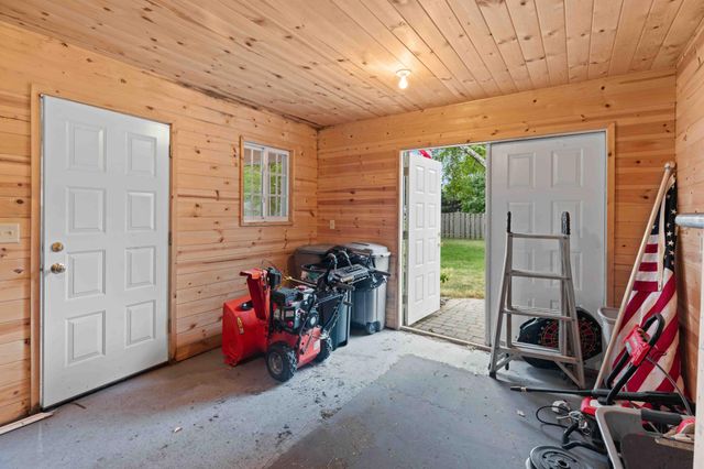 1711 7th Street S, Fargo, ND 58103