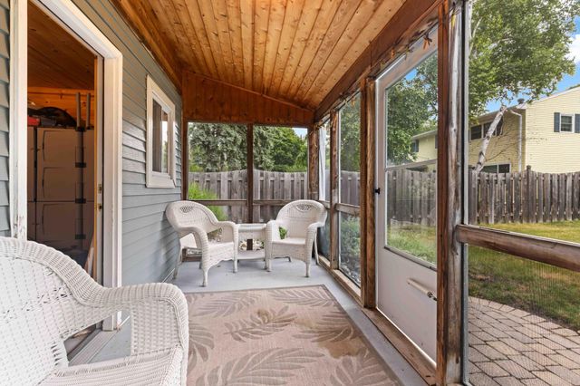 1711 7th Street S, Fargo, ND 58103
