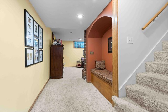 1711 7th Street S, Fargo, ND 58103