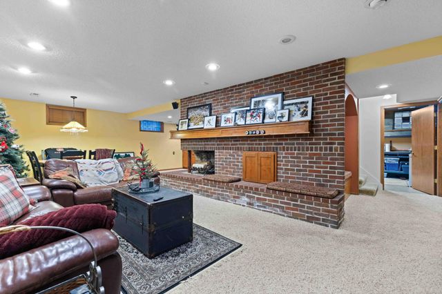 1711 7th Street S, Fargo, ND 58103