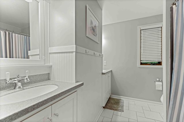 1711 7th Street S, Fargo, ND 58103