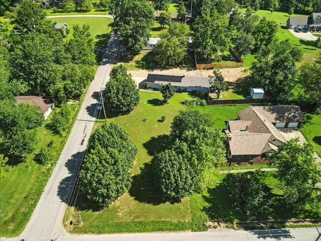 1020 Walnut Avenue, Cabool, MO 65689