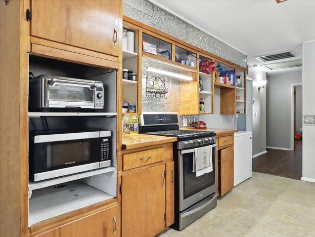 1020 Walnut Avenue, Cabool, MO 65689