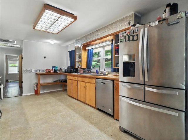 1020 Walnut Avenue, Cabool, MO 65689