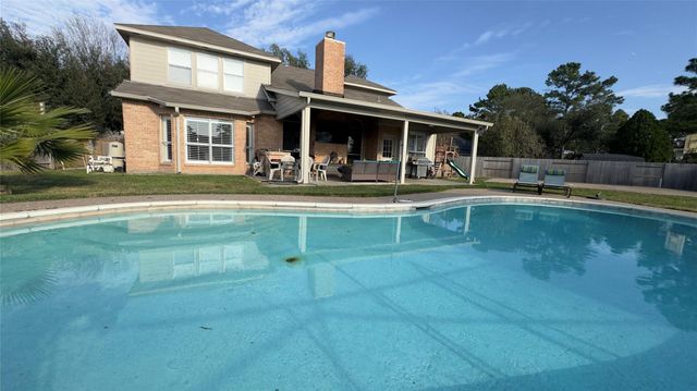 8203 Fairgrove Park Court, Houston, TX 77095