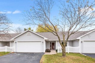 1568 S OAKWOOD ROAD, Oshkosh, WI 54904