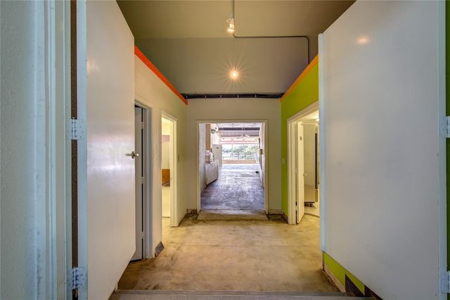 1213 Washington Street B, Commerce, TX 75428