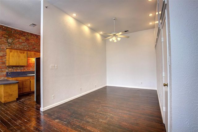1213 Washington Street B, Commerce, TX 75428