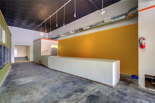 1213 Washington Street B, Commerce, TX 75428