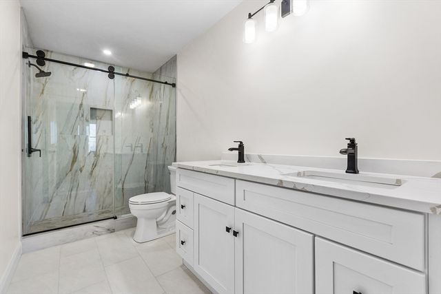 43 High St B, Gloucester, MA 01930