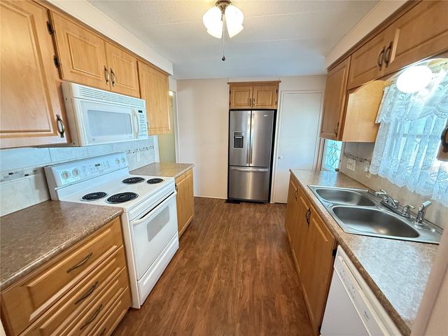 539 MOUNT PINEY AVENUE NE 689, St Petersburg, FL 33702