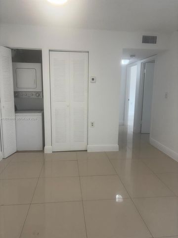 7120 NW 179th St 106, Hialeah, FL 33015