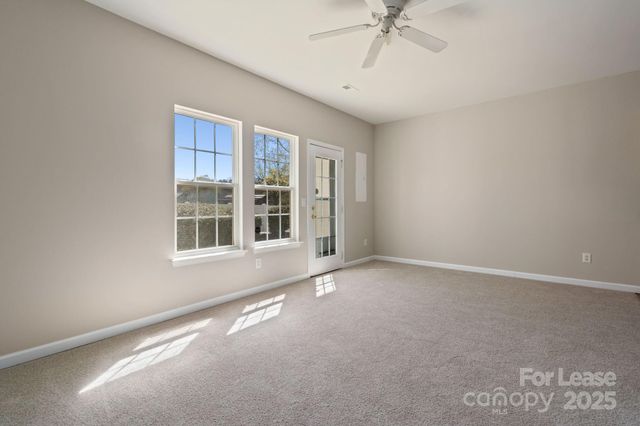 4140 Kenton Glenn Court NW, Concord, NC 28027