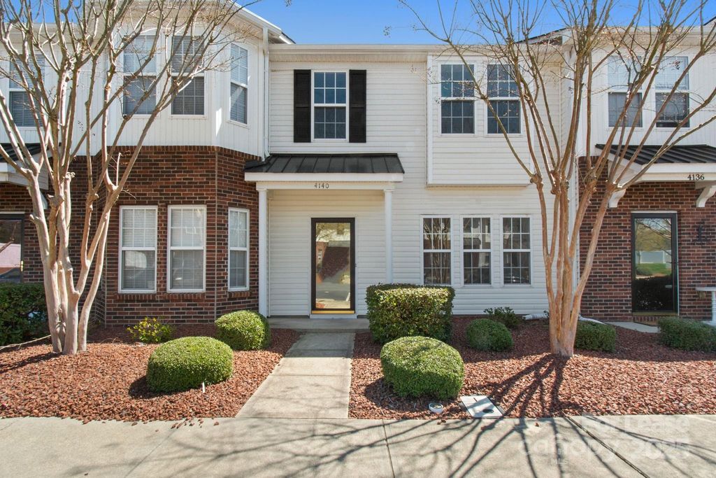 4140 Kenton Glenn Court NW, Concord, NC 28027