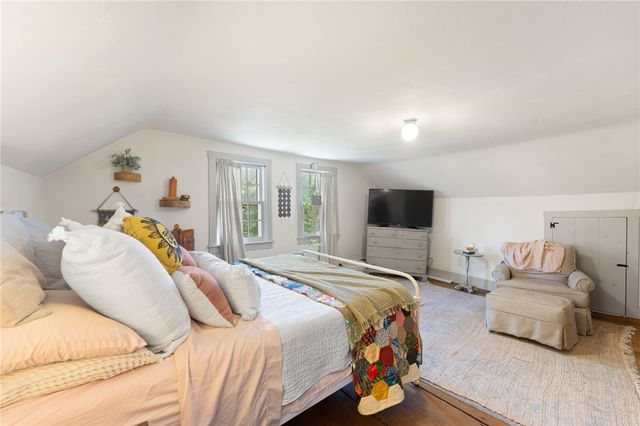 16 Burgess Road, Foster, RI 02825