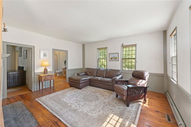 16 Burgess Road, Foster, RI 02825