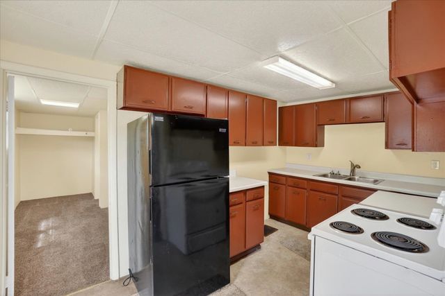 301 Gratiot Avenue, Alma, MI 48801