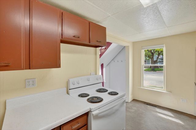 301 Gratiot Avenue, Alma, MI 48801