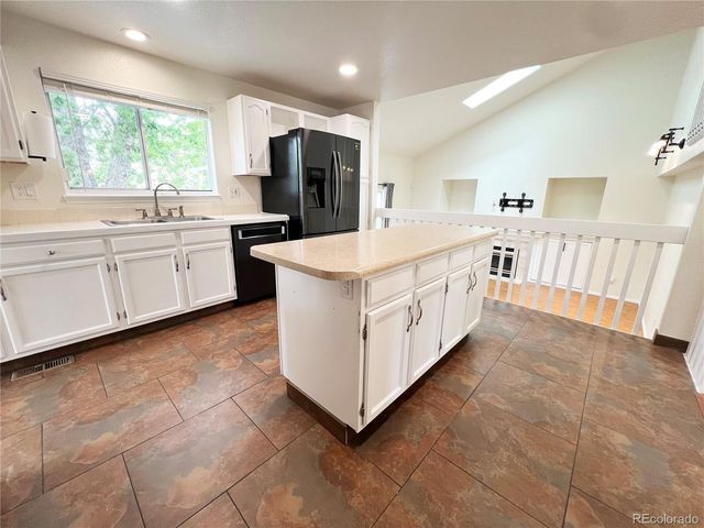 5019 S Espana Way, Centennial, CO 80015