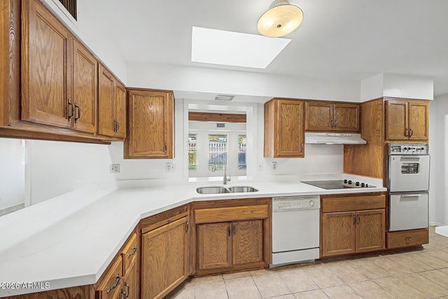 343 E BROADMOR Drive, Tempe, AZ 85282