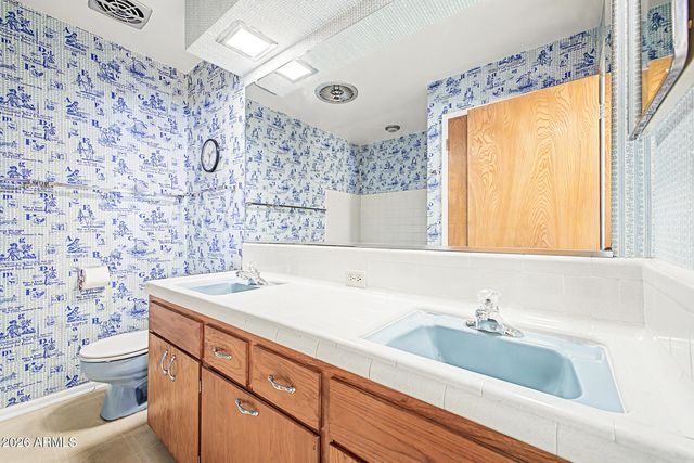343 E BROADMOR Drive, Tempe, AZ 85282