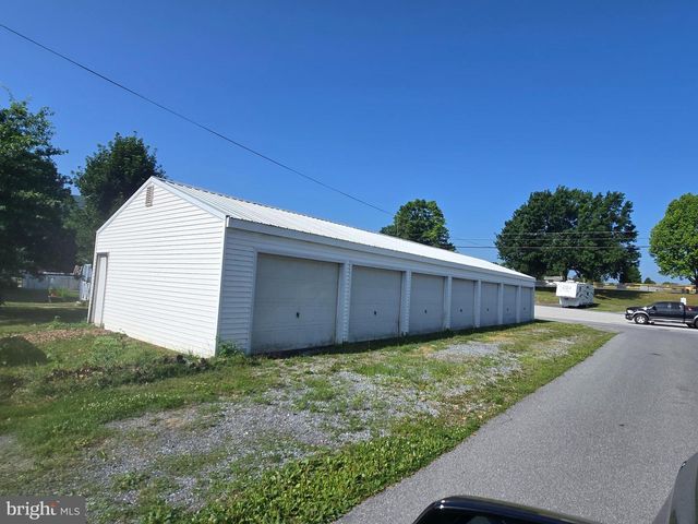 113 CHESTNUT STREET, Mount Holly Springs, PA 17065