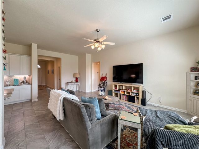 13301 Suntail Court, Texas City, TX 77568